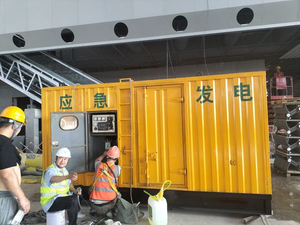 通榆怎样判断空气滤清器是否需要更换？