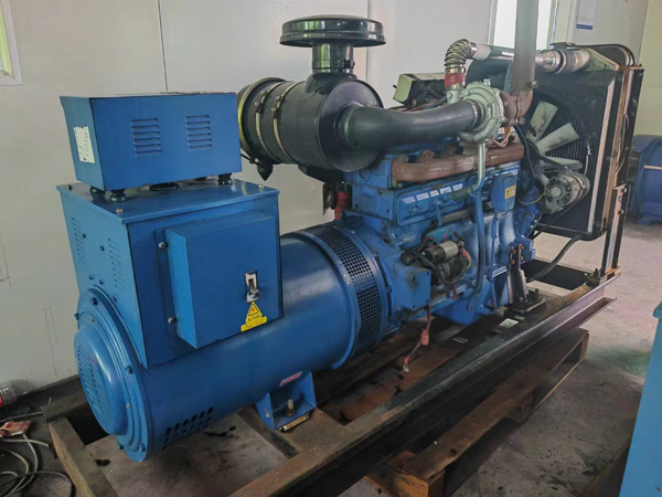 通榆100kW柴油发电机组使用多级机油有哪些优缺点？